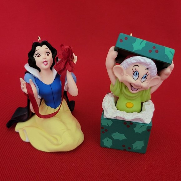 Hallmark Snow White & Dopey Dwarf Set of 2 Ornaments Anniversary Edition 1997 - Picture 1 of 12